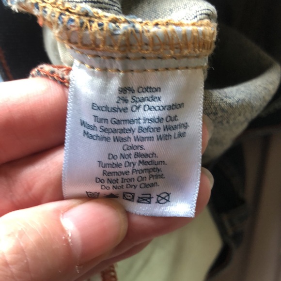 Eddie Bauer Boyfriend Blue Jean shorts, size 12. - Picture 6 of 6